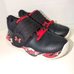 Under Armour Black and Red Basketball Sneakers with Velcro Strap‎ Youth Size 2.5